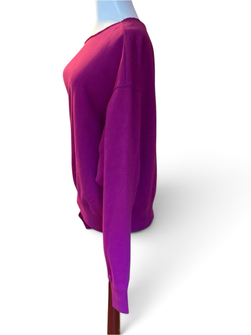 NWT EXPRESS Cold Shoulder Oversized Sweatshirt Soft Sz Med Layering Magenta - Picture 3 of 7